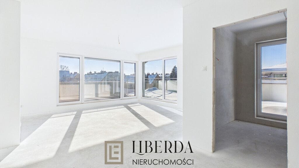 Mieszkanie 4 pokojowe na Sprzedaż