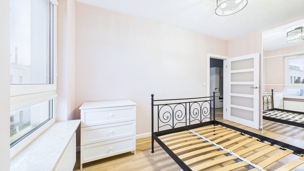 Mieszkanie 3 pokojowe na Sprzedaż