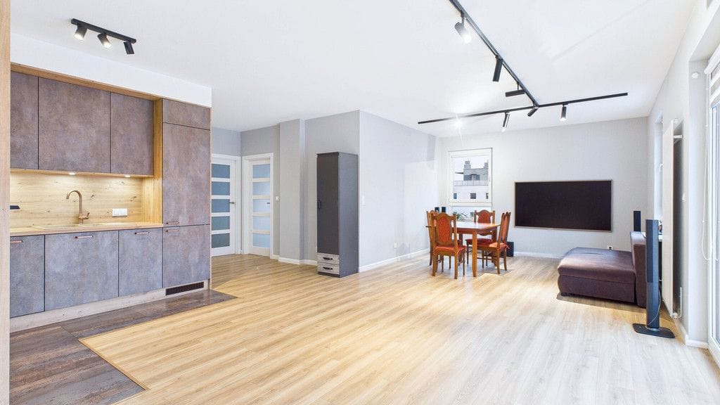 Mieszkanie 4 pokojowe na Sprzedaż