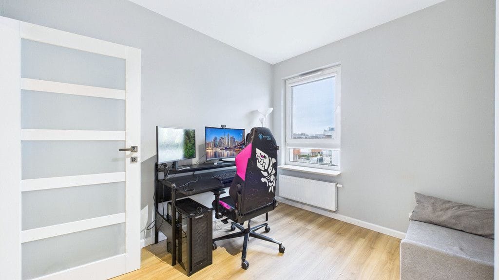 Mieszkanie 4 pokojowe na Sprzedaż