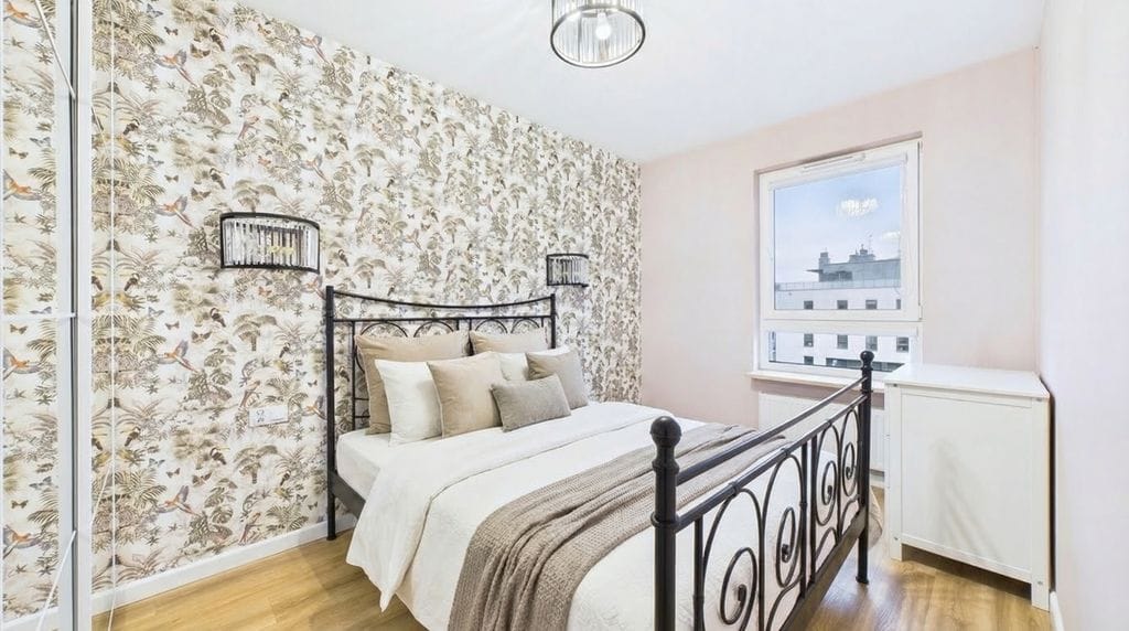 Mieszkanie 4 pokojowe na Sprzedaż