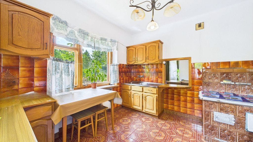 Dom  pokojowe na Sprzedaż