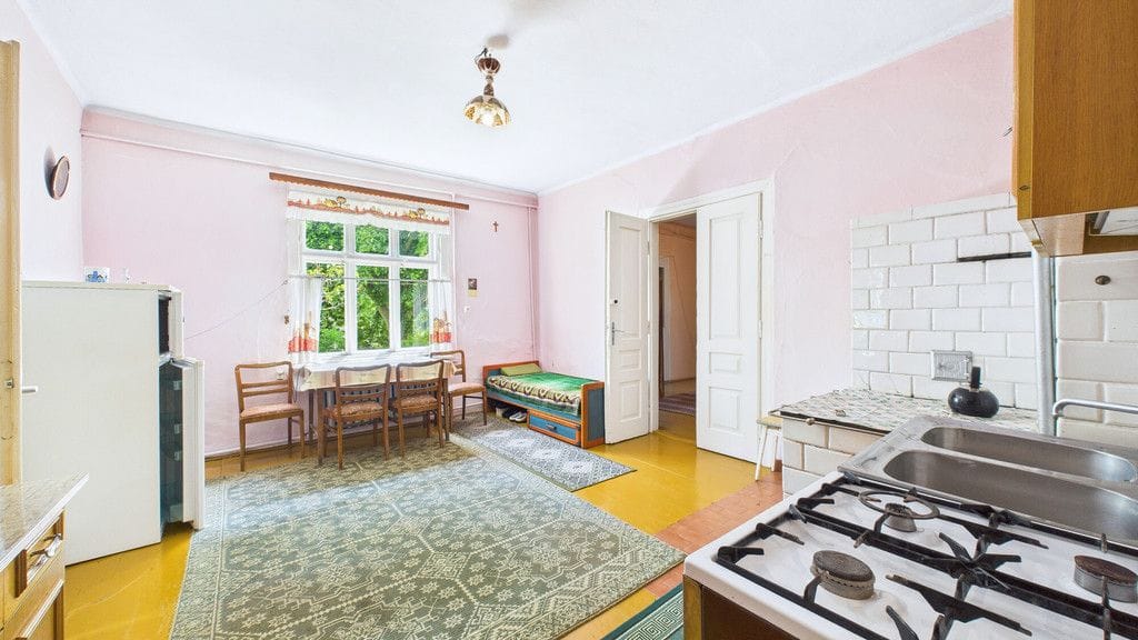 Dom  pokojowe na Sprzedaż