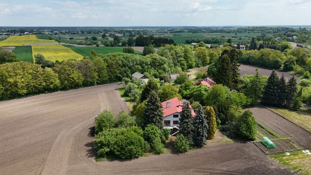 Dom  pokojowe na Sprzedaż