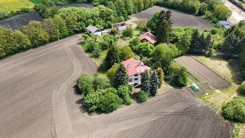 Dom  pokojowe na Sprzedaż