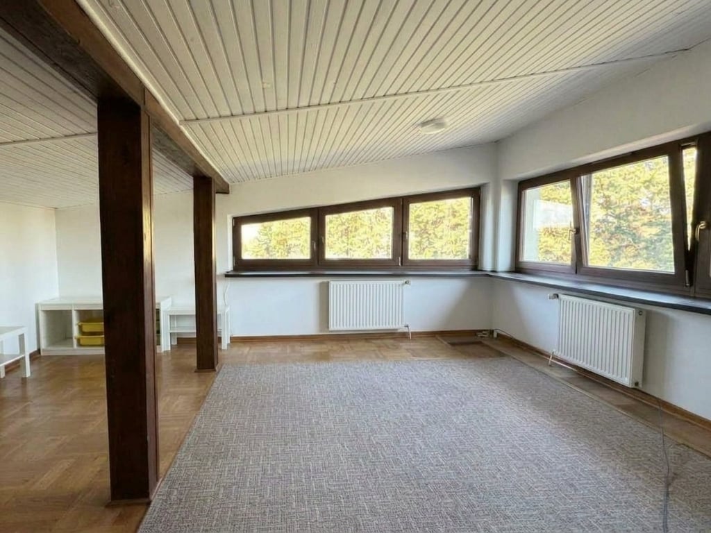 Dom 14 pokojowe na Wynajem