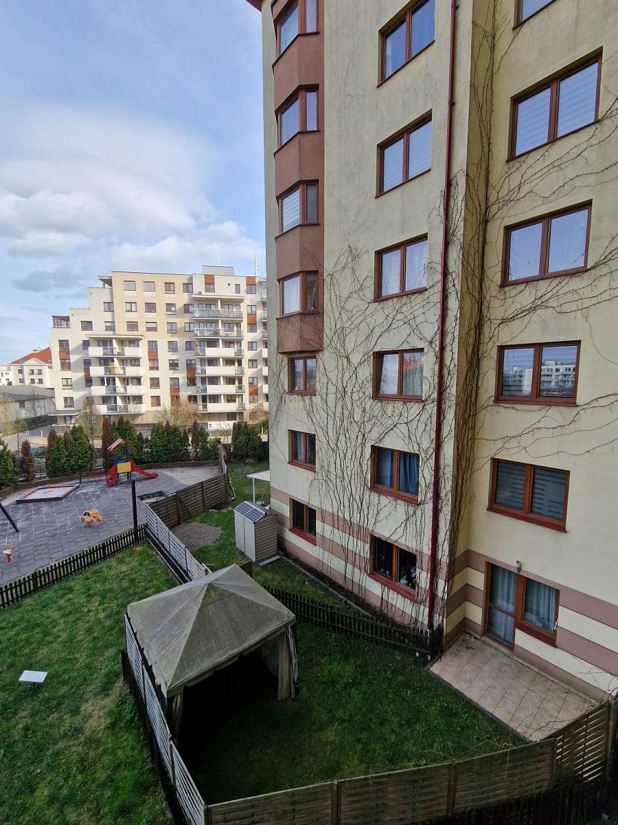 Mieszkanie 4 pokojowe na Sprzedaż