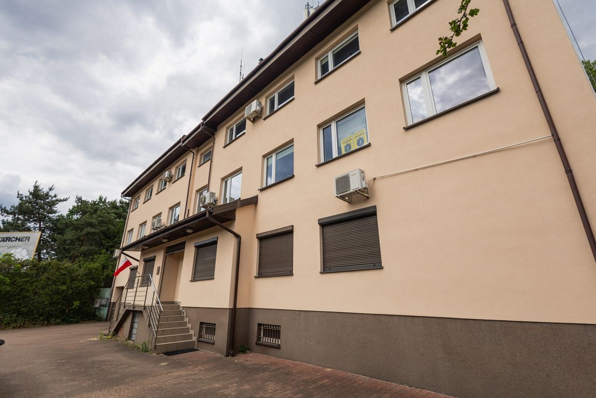 Lokal użytkowy  pokojowe na Sprzedaż