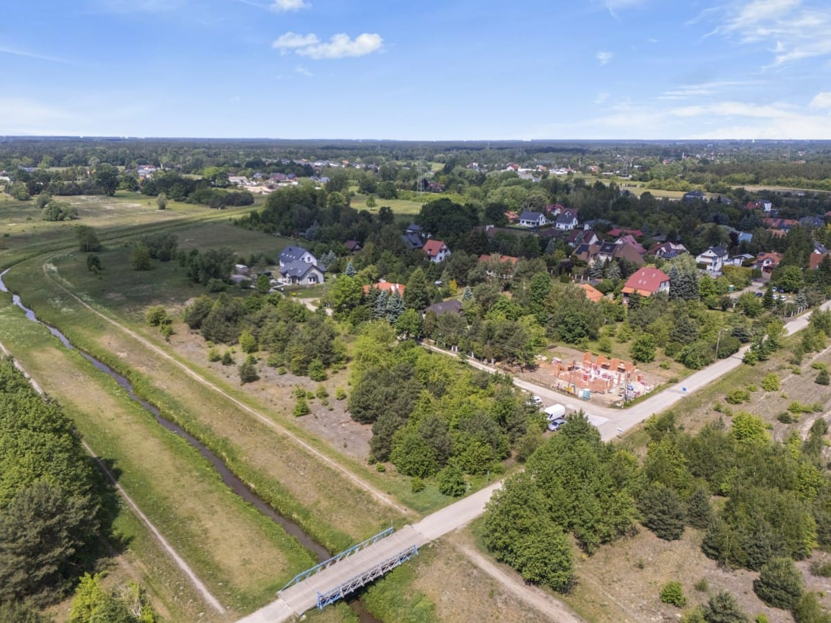 Działka  pokojowe na Sprzedaż