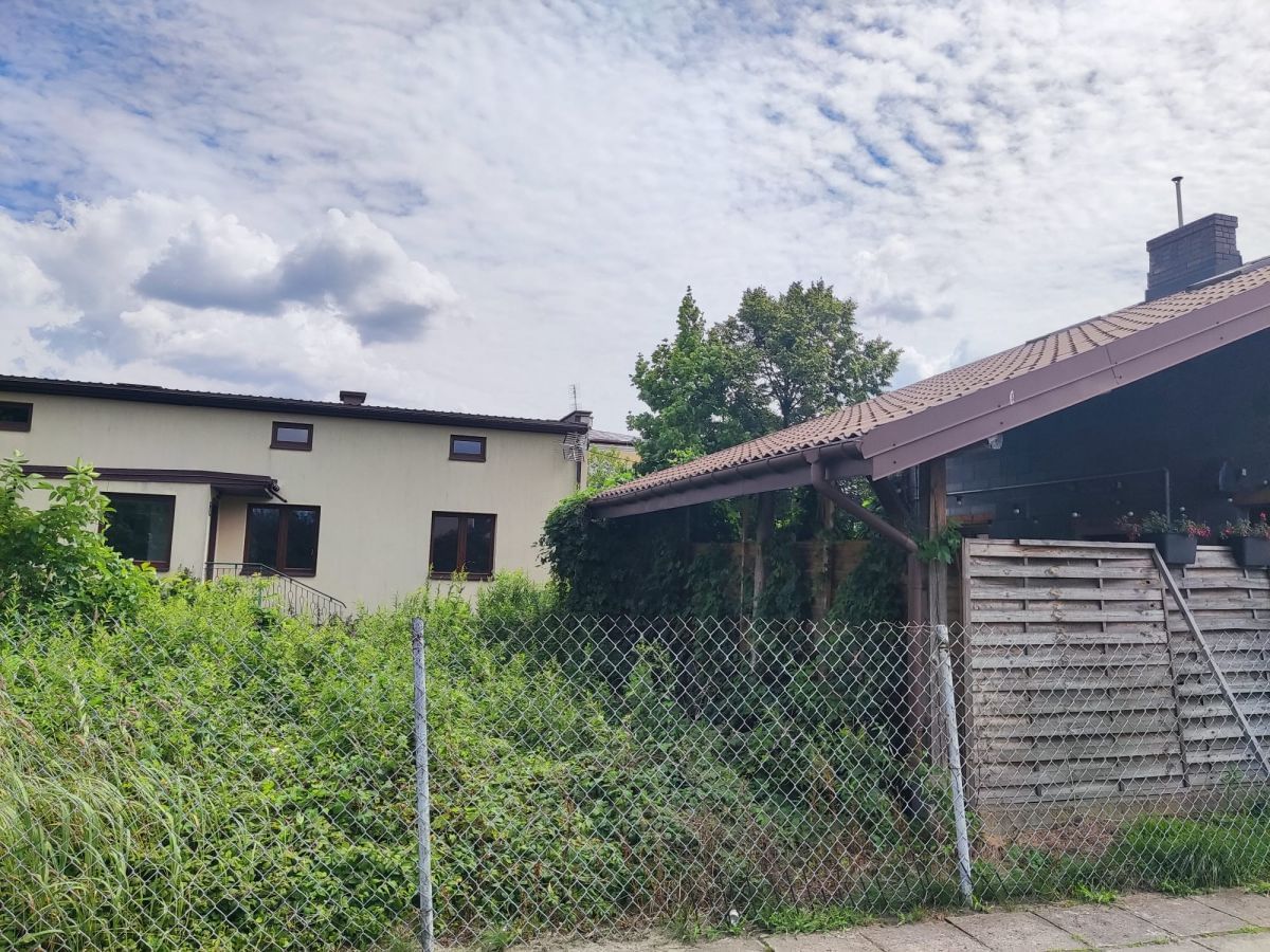 Lokal użytkowy  pokojowe na Sprzedaż