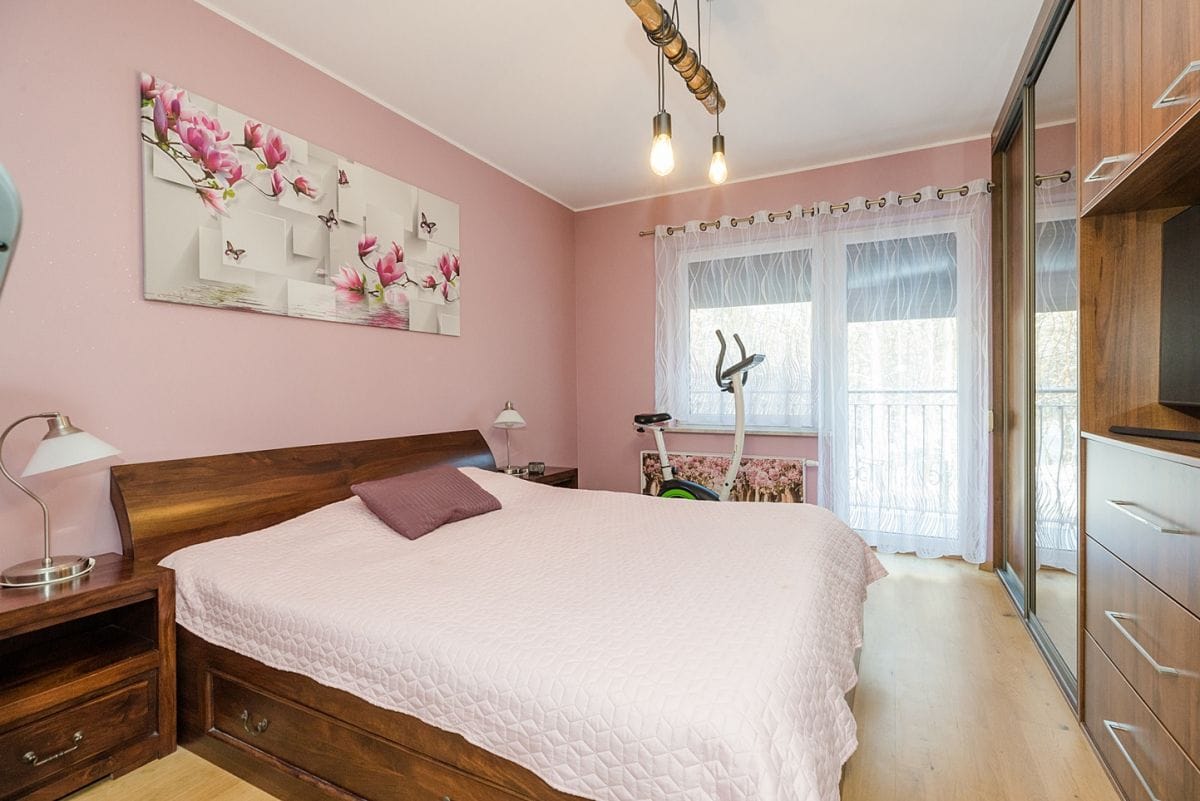 Dom 5 pokojowe na Sprzedaż