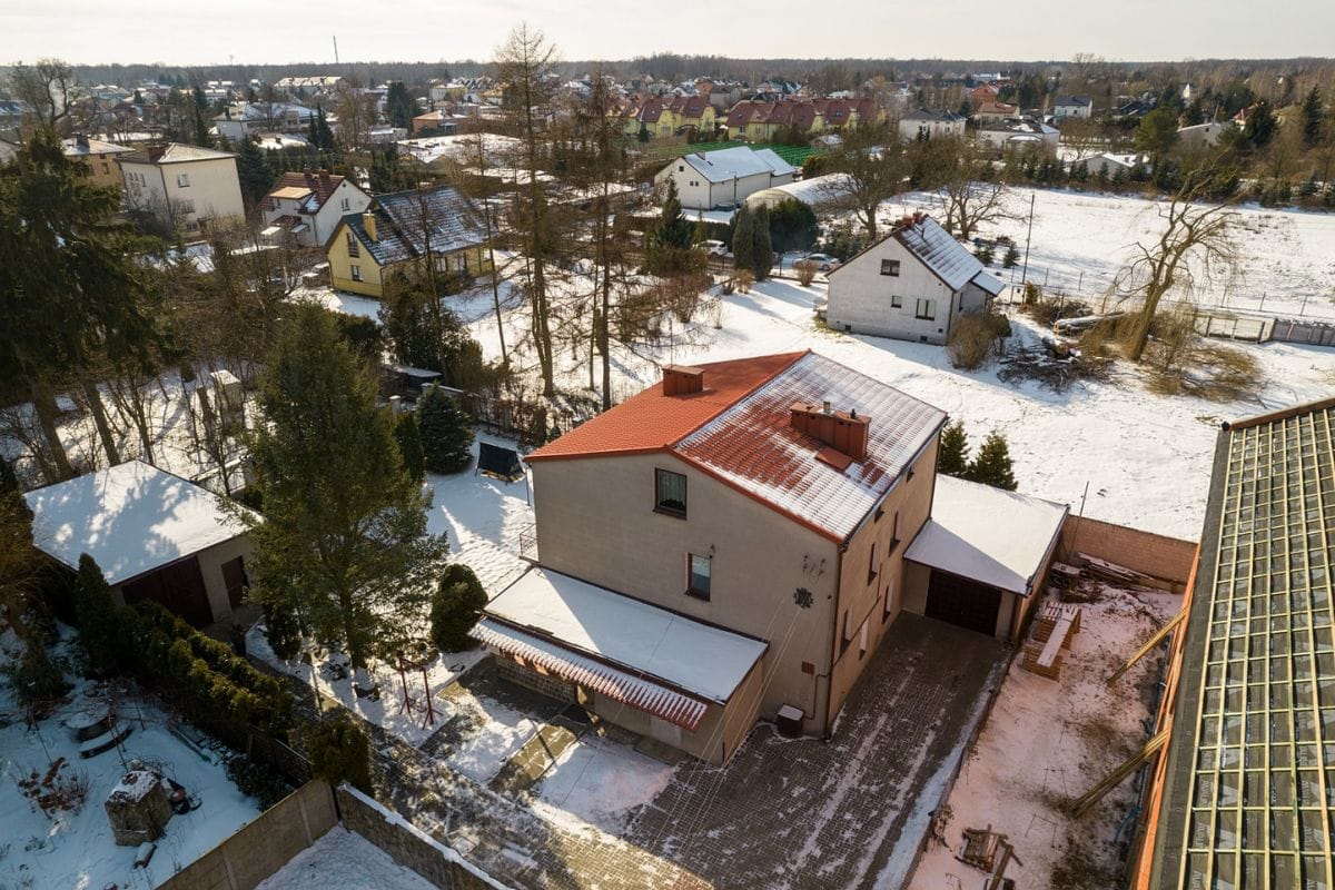 Dom 5 pokojowe na Sprzedaż