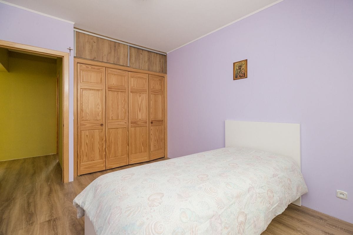 Dom 7 pokojowe na Sprzedaż