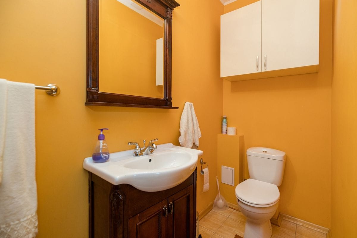 Dom 7 pokojowe na Sprzedaż