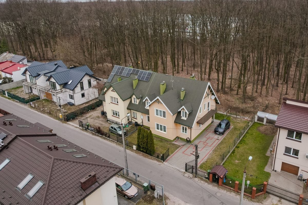 Dom 7 pokojowe na Sprzedaż