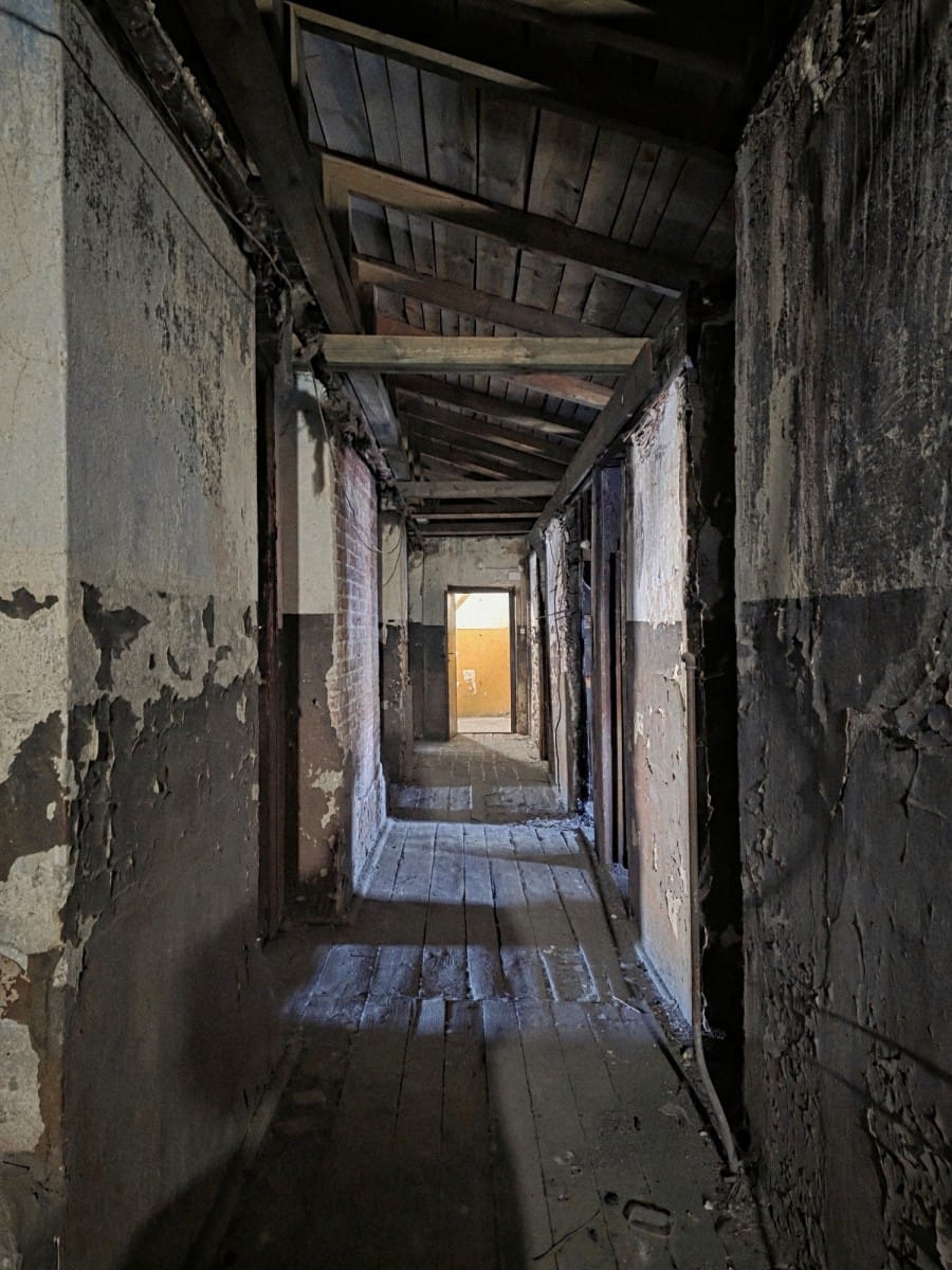 Mieszkanie 16 pokojowe na Sprzedaż