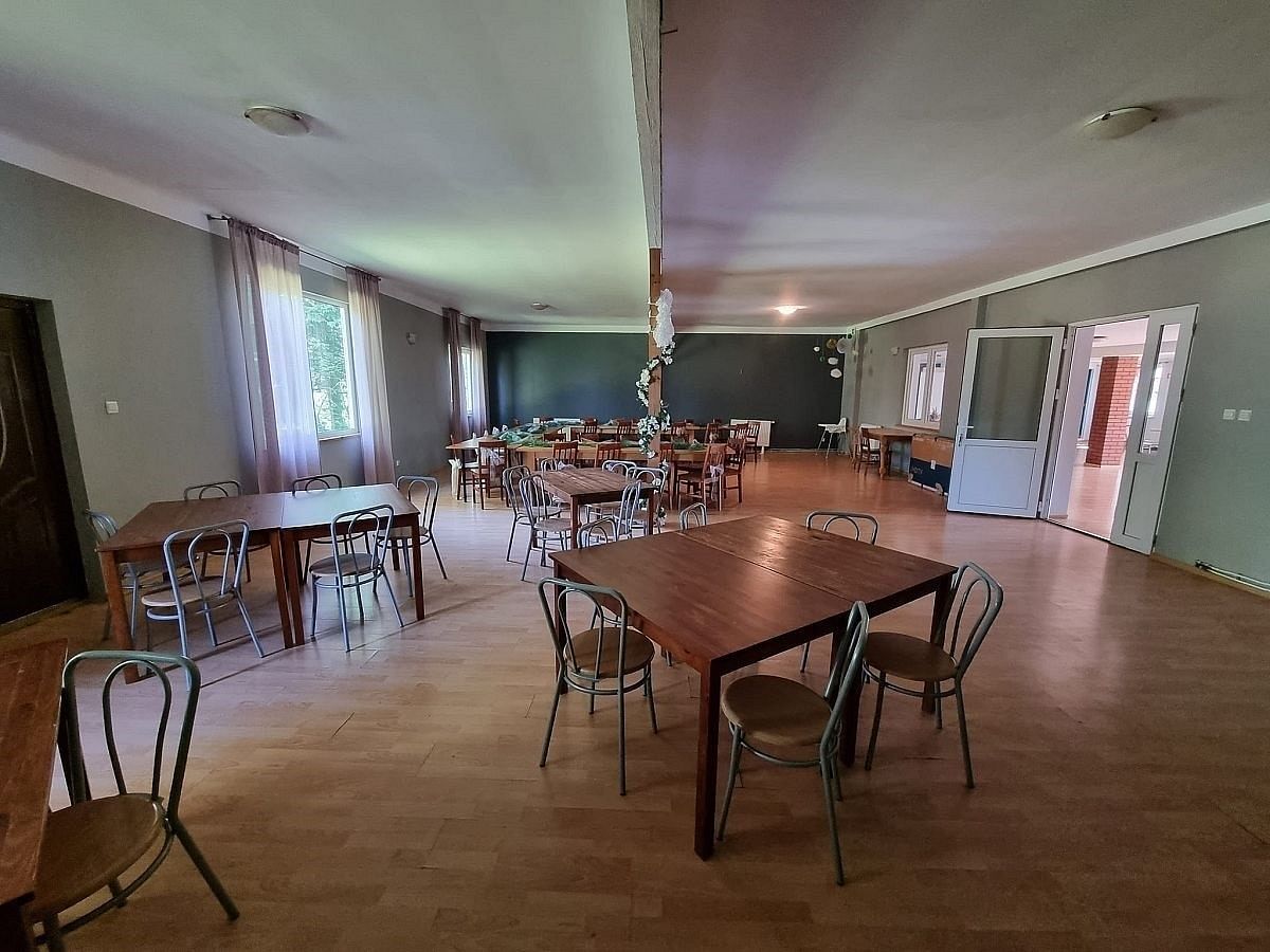Lokal użytkowy  pokojowe na Sprzedaż