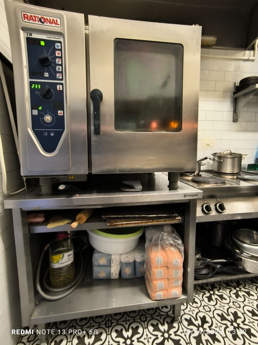 Lokal użytkowy  pokojowe na Sprzedaż