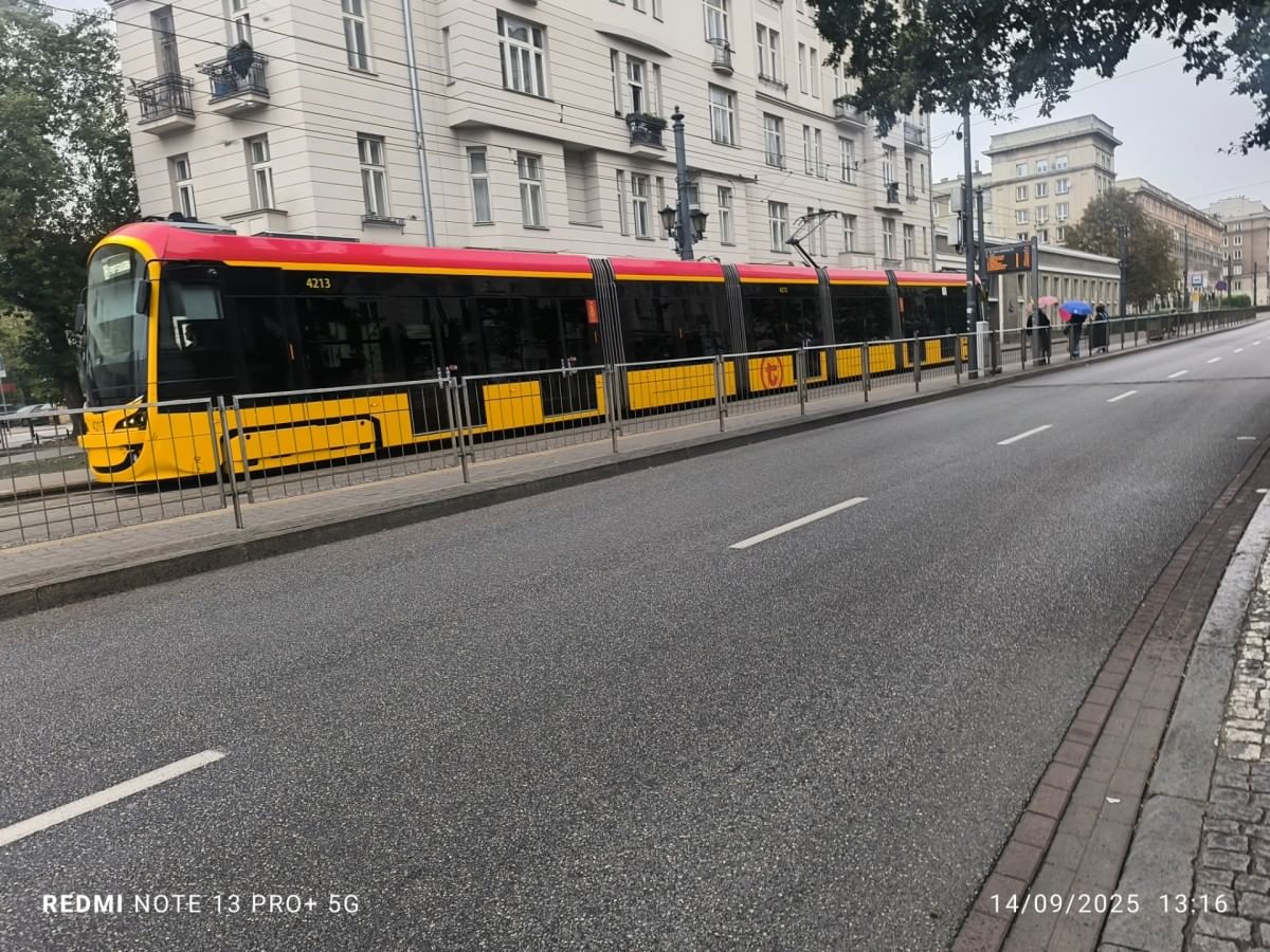 Lokal użytkowy  pokojowe na Sprzedaż
