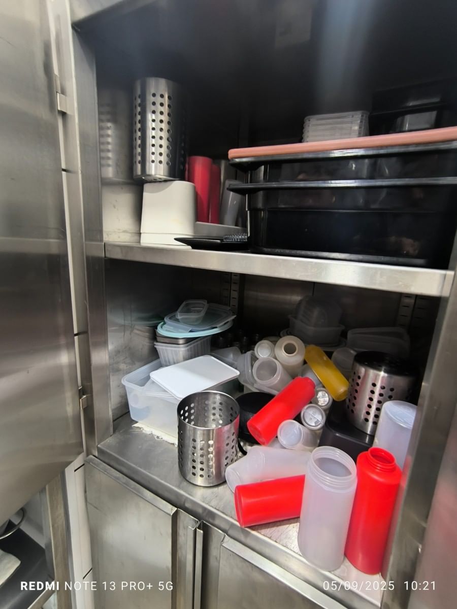 Lokal użytkowy  pokojowe na Sprzedaż