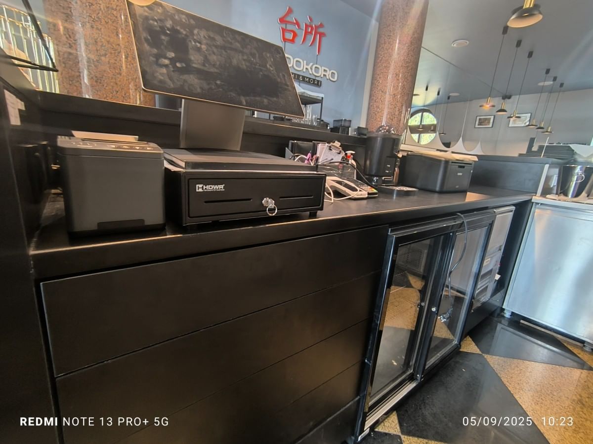 Lokal użytkowy  pokojowe na Sprzedaż