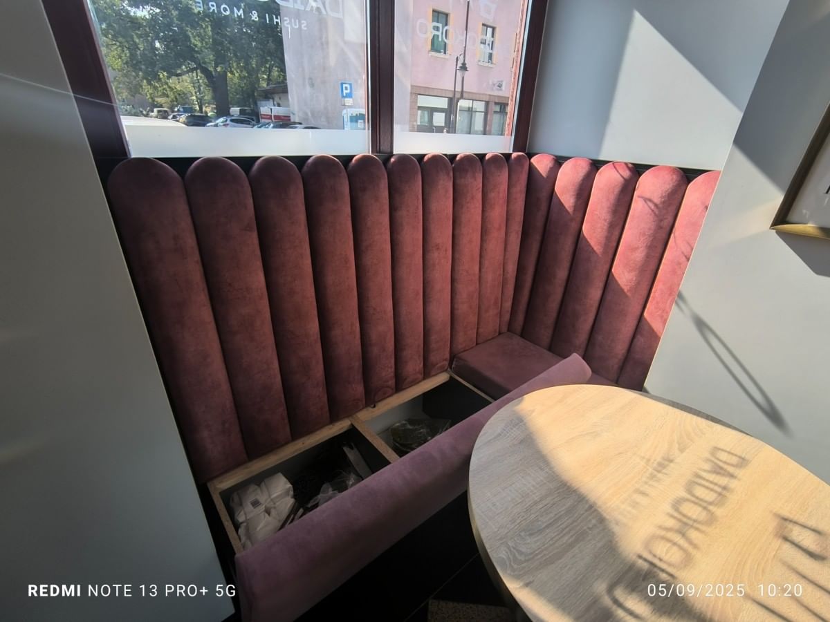 Lokal użytkowy  pokojowe na Sprzedaż