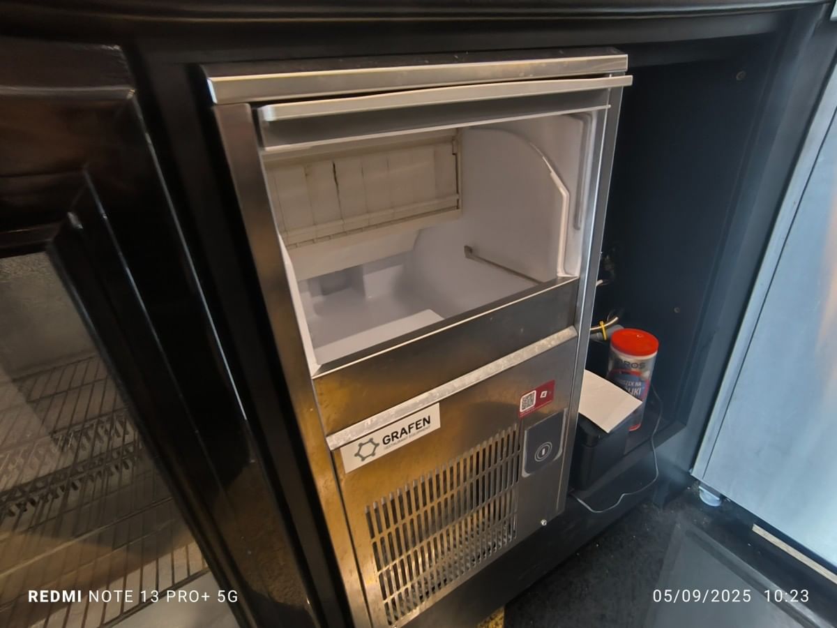 Lokal użytkowy  pokojowe na Sprzedaż