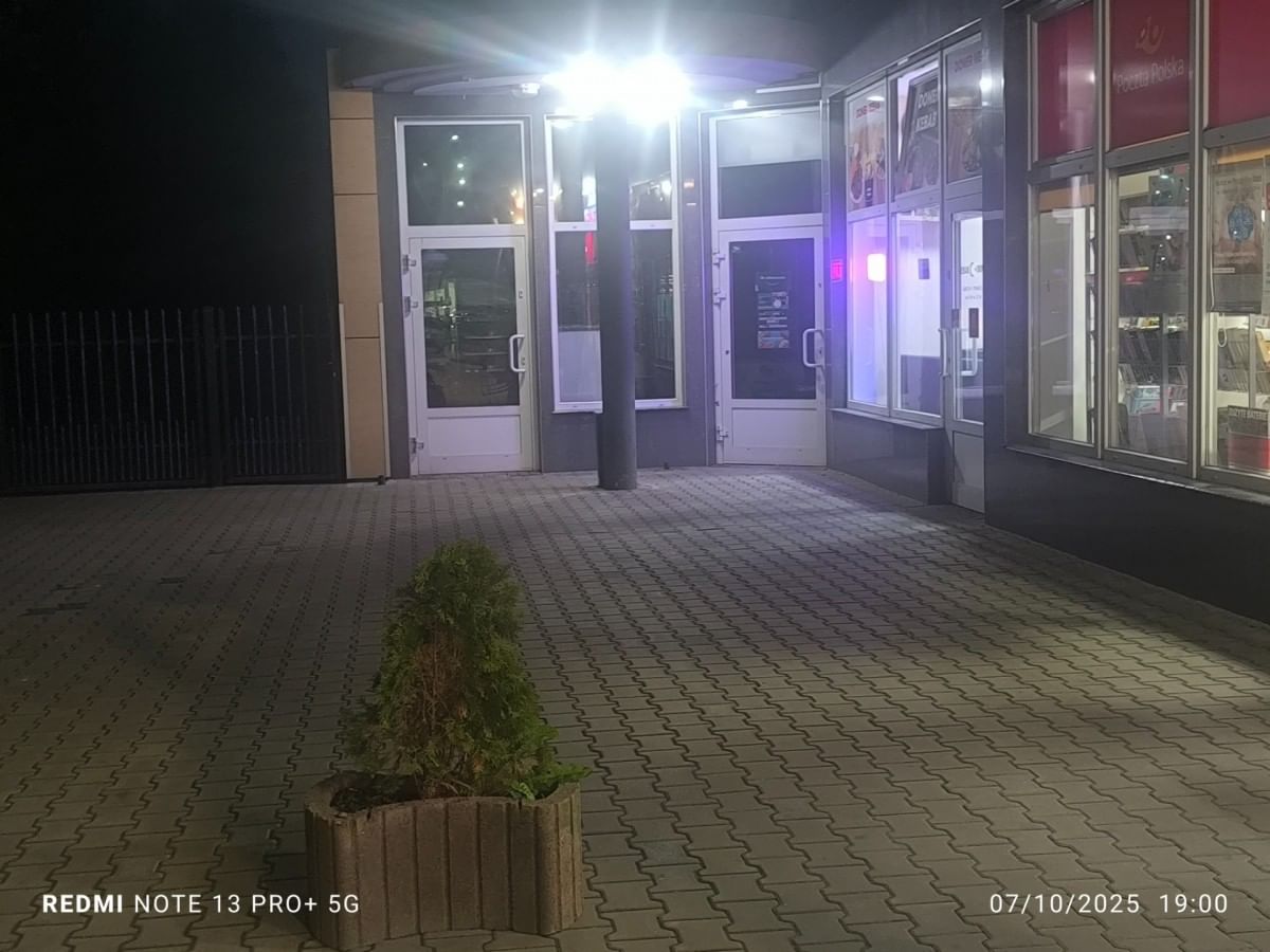 Lokal użytkowy  pokojowe na Sprzedaż