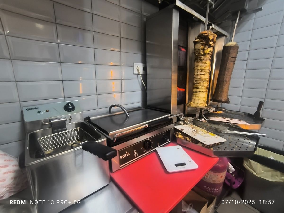 Lokal użytkowy  pokojowe na Sprzedaż