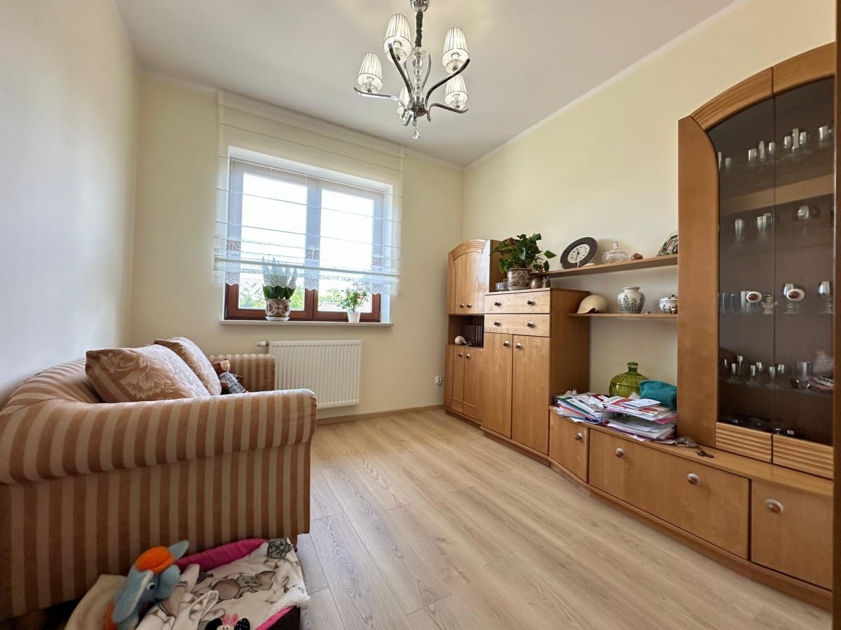 Mieszkanie 6 pokojowe na Sprzedaż