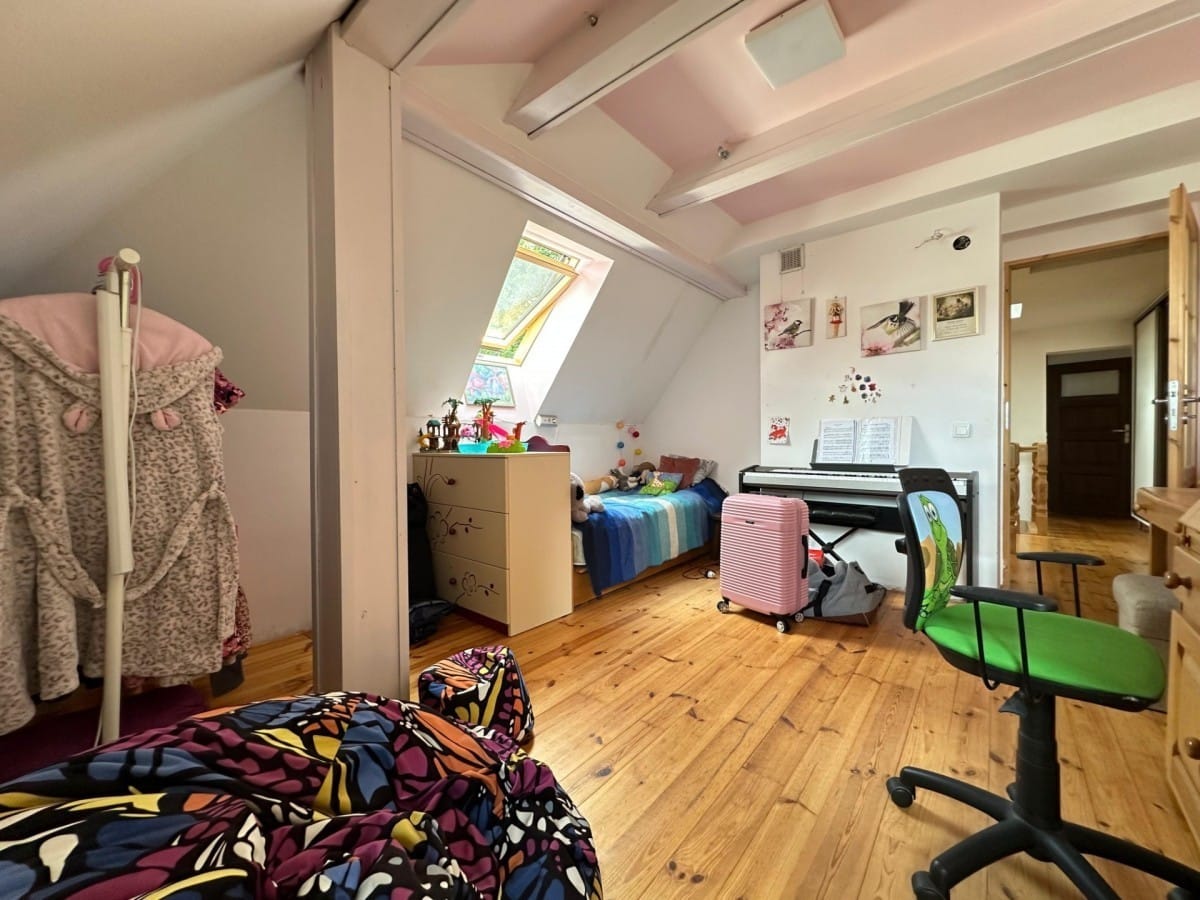 Mieszkanie 6 pokojowe na Wynajem