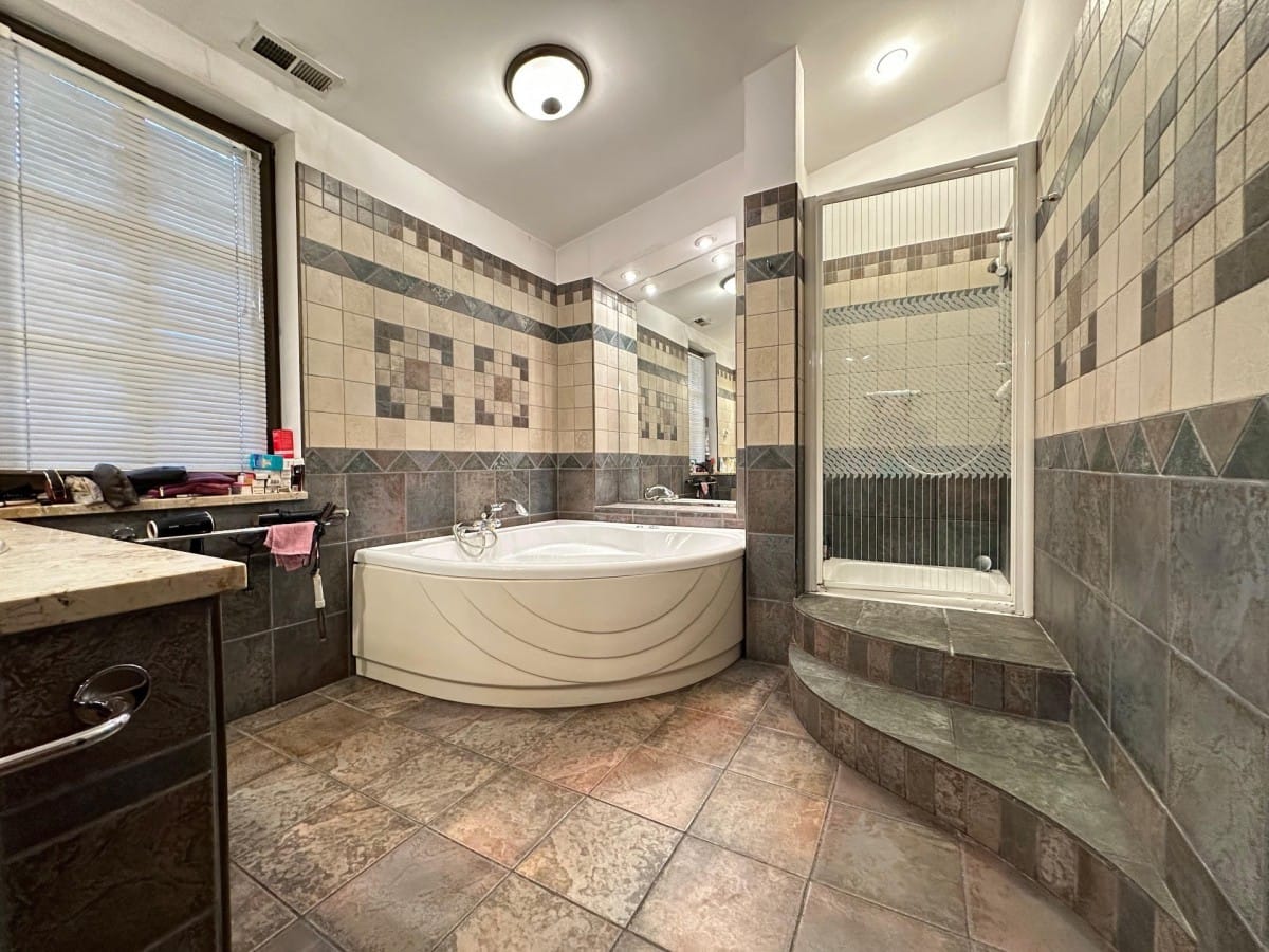 Dom  pokojowe na Sprzedaż