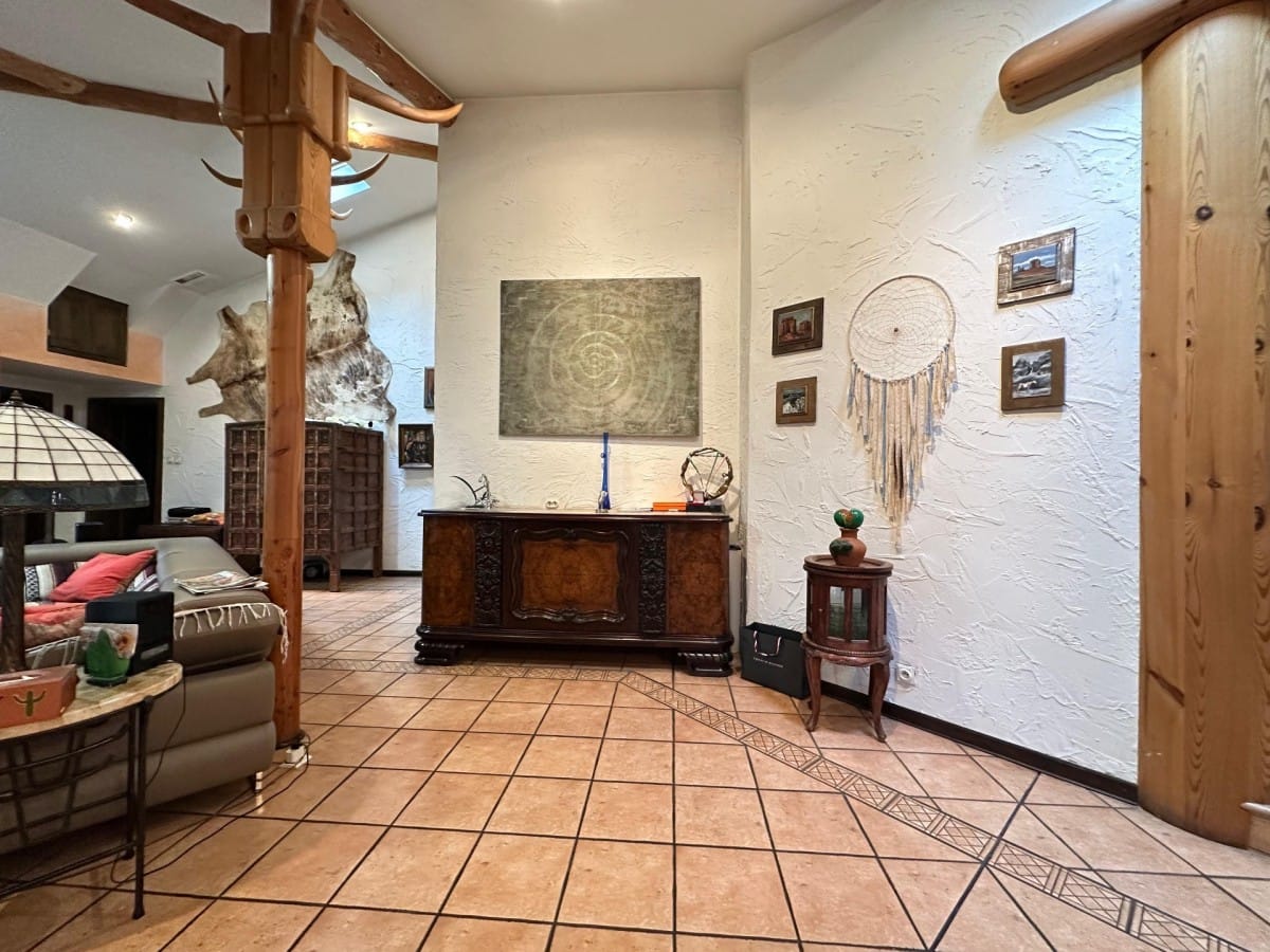 Dom  pokojowe na Sprzedaż