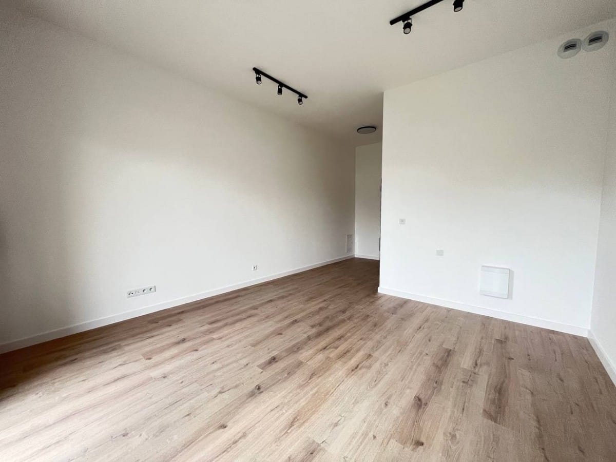 Lokal użytkowy  pokojowe na Wynajem