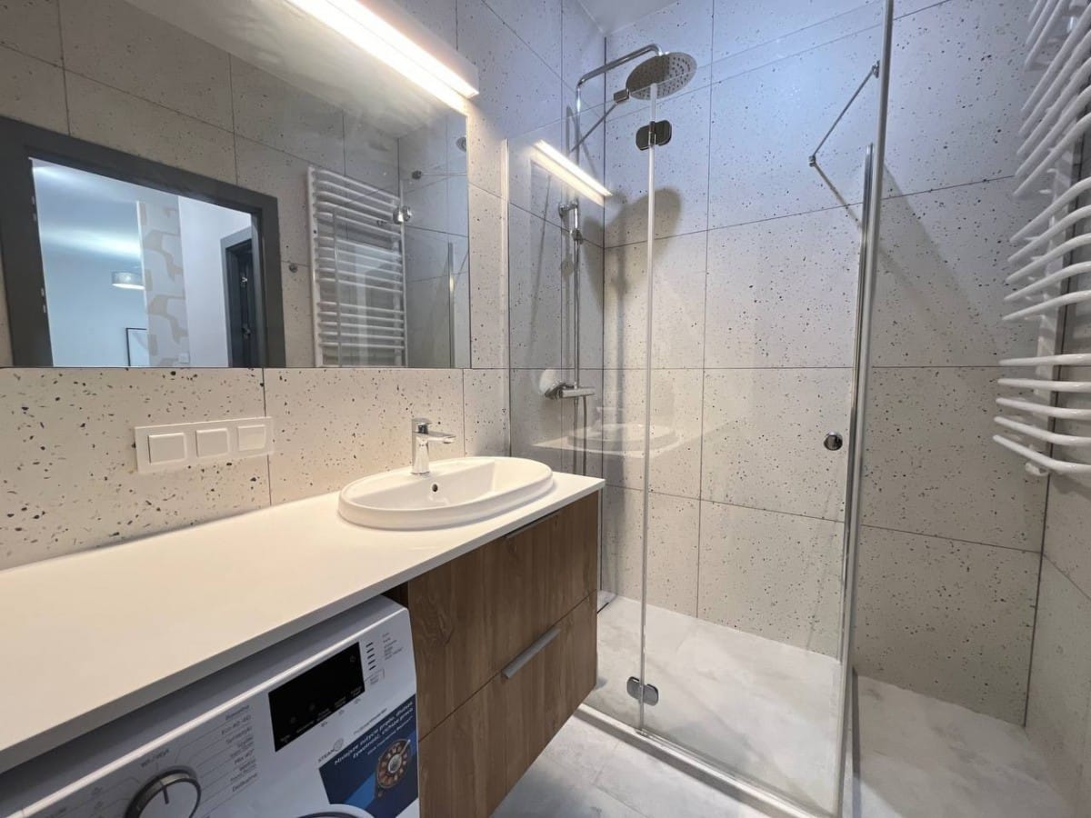 Mieszkanie 2 pokojowe na Sprzedaż