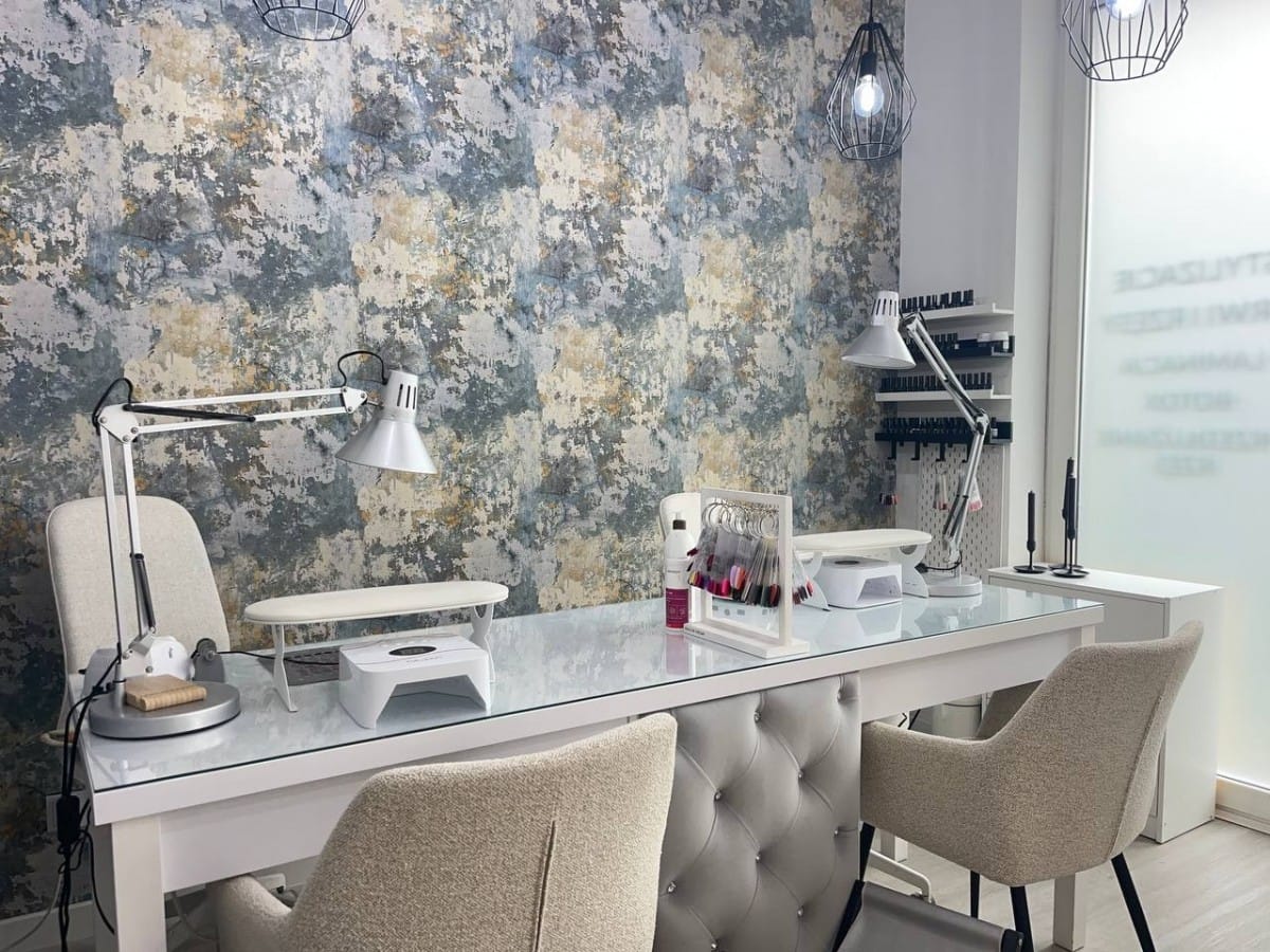 Lokal użytkowy  pokojowe na Wynajem