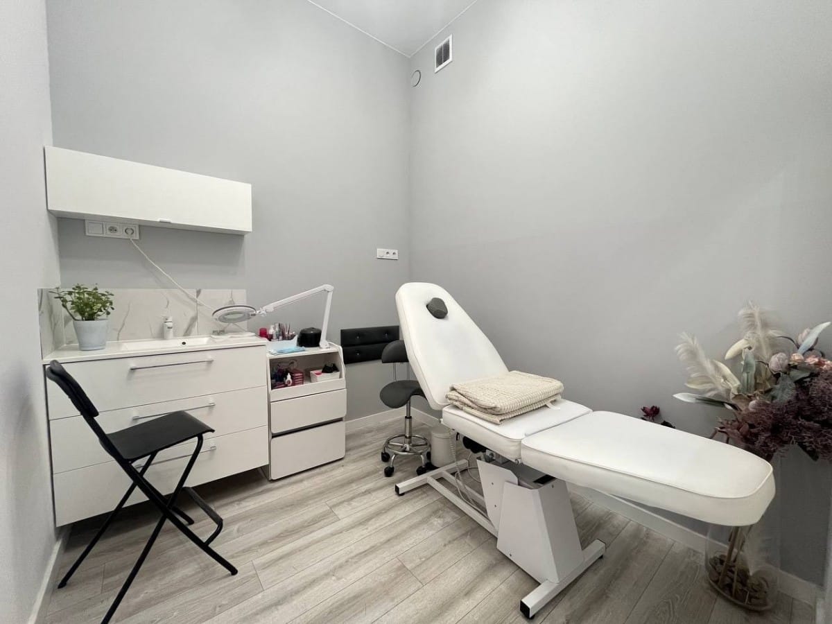 Lokal użytkowy  pokojowe na Wynajem