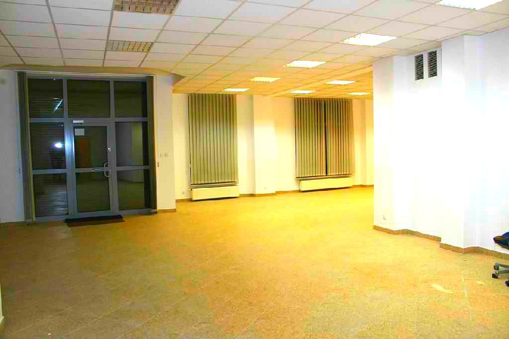 Lokal użytkowy  pokojowe na Sprzedaż
