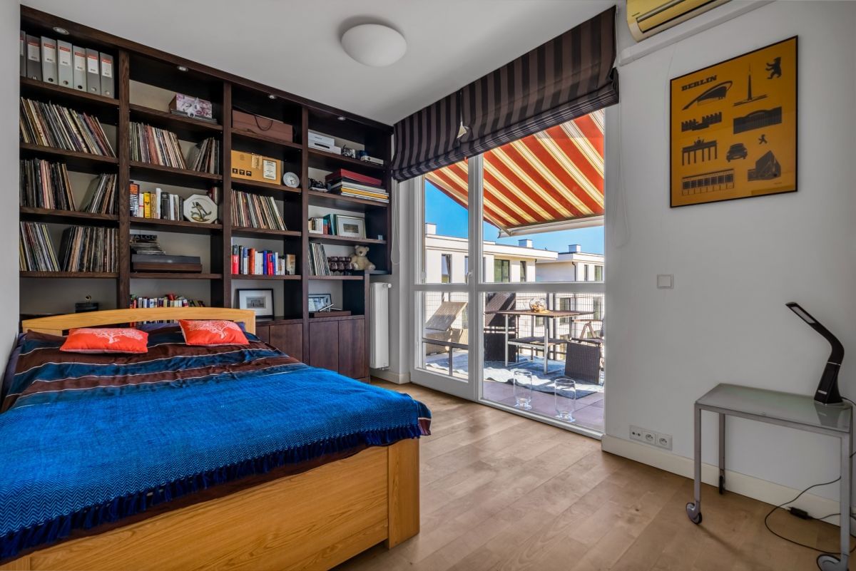 Mieszkanie 4 pokojowe na Sprzedaż