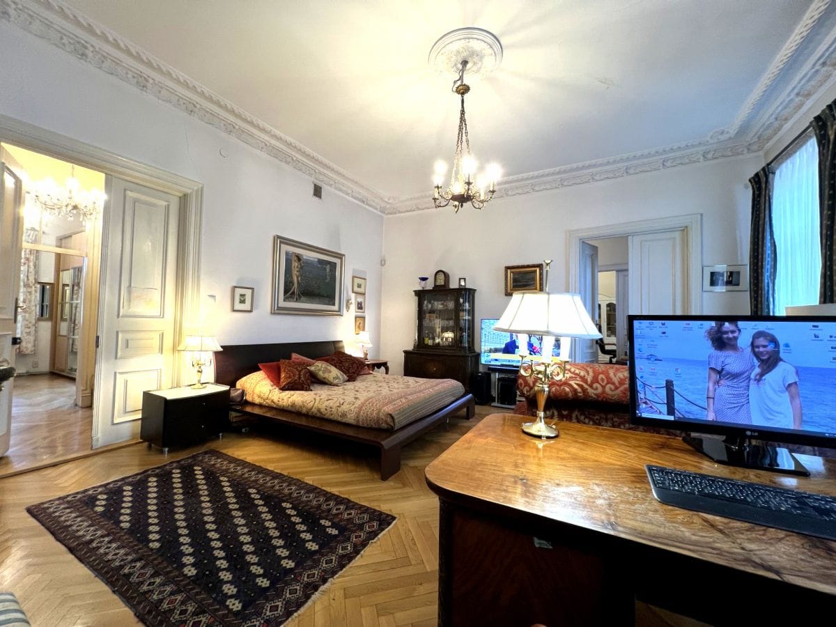 Mieszkanie 5 pokojowe na Sprzedaż