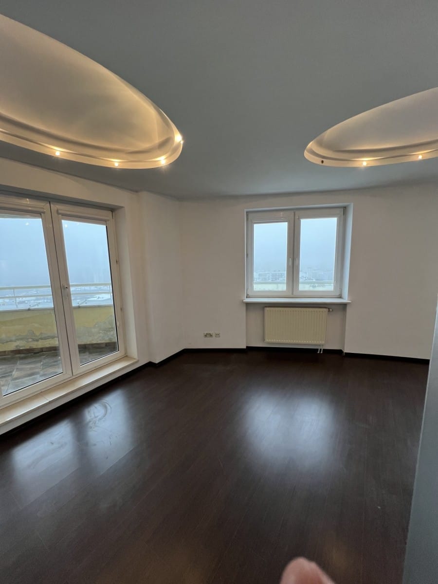 Mieszkanie 5 pokojowe na Wynajem