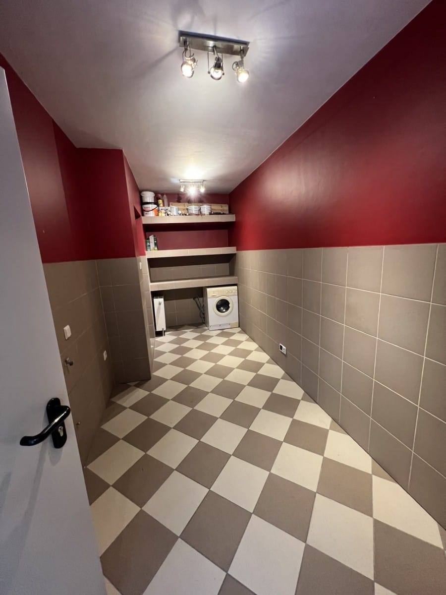 Mieszkanie 5 pokojowe na Wynajem