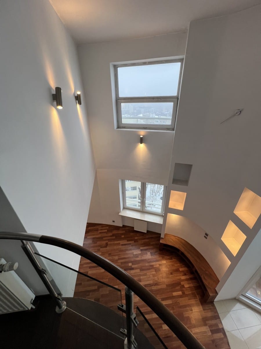 Mieszkanie 5 pokojowe na Wynajem