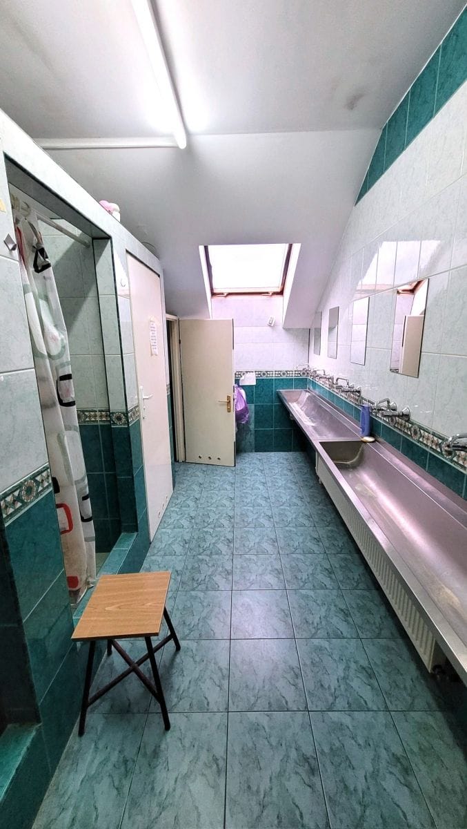 Lokal użytkowy  pokojowe na Sprzedaż