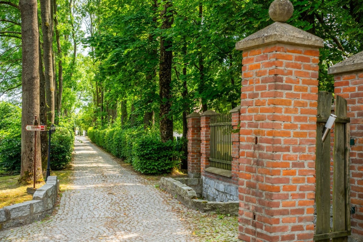 Lokal użytkowy  pokojowe na Sprzedaż