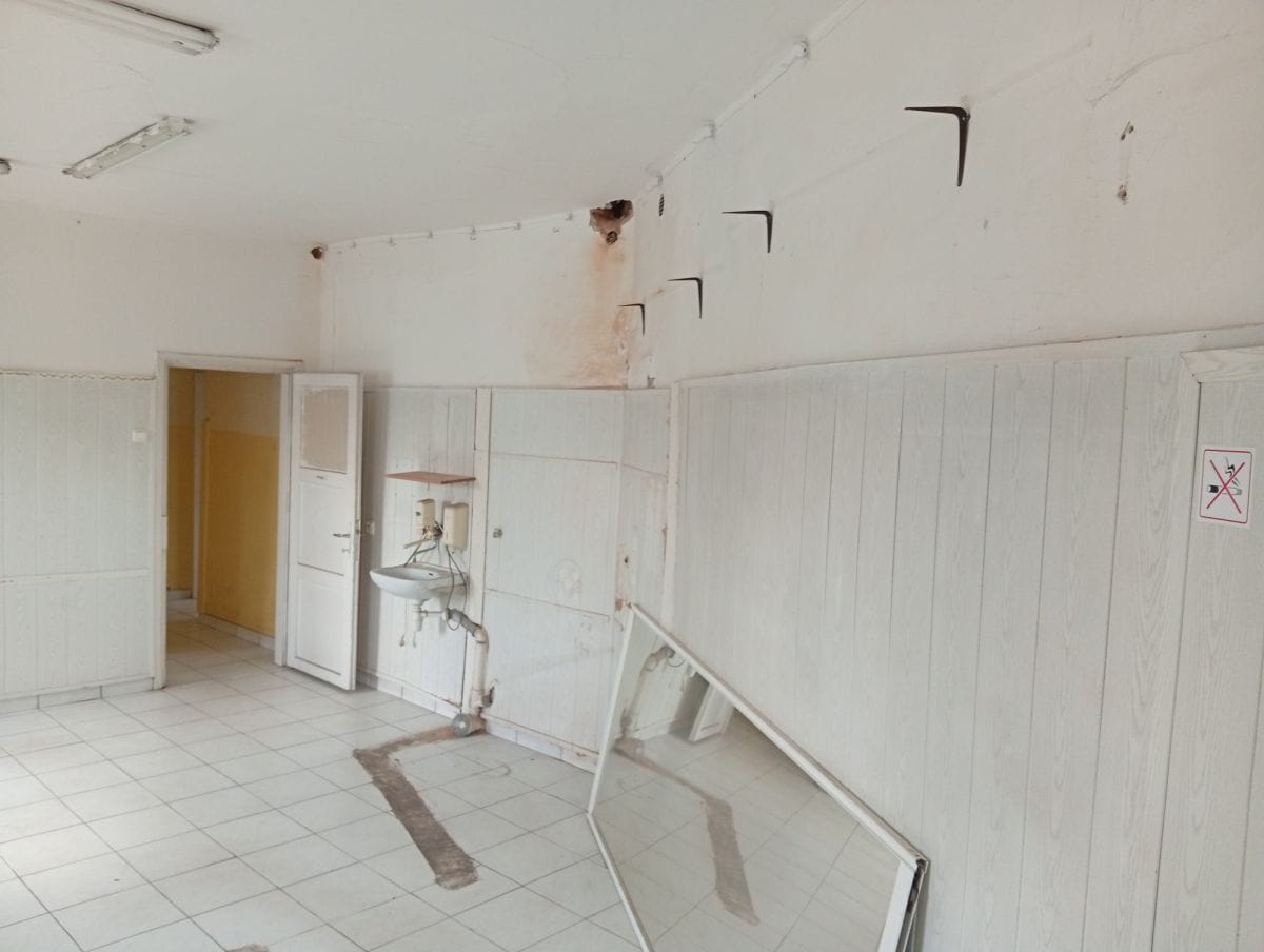 Lokal użytkowy  pokojowe na Sprzedaż
