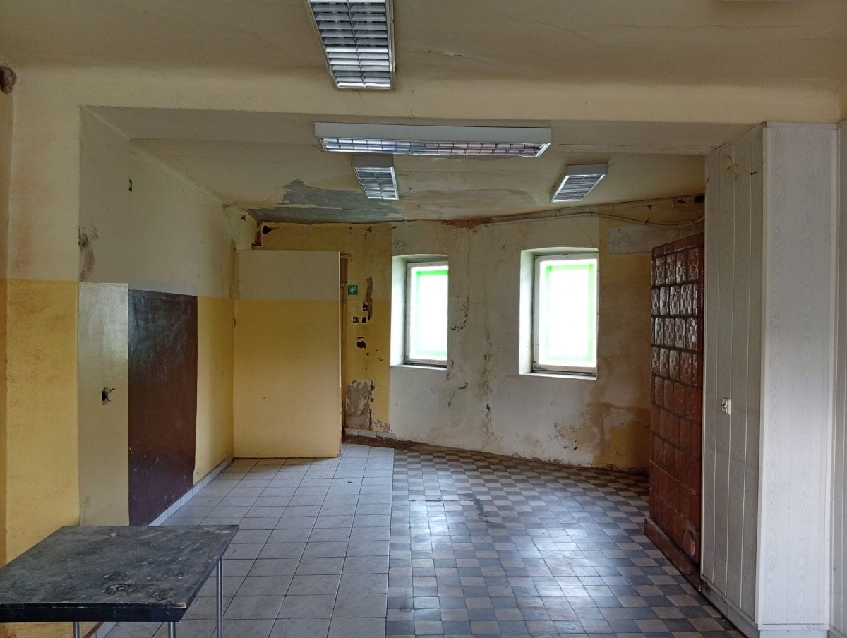 Lokal użytkowy  pokojowe na Sprzedaż