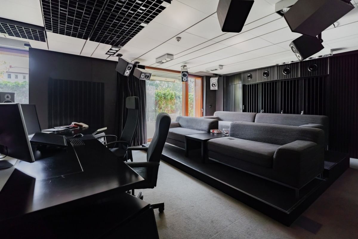 Mieszkanie 7 pokojowe na Sprzedaż