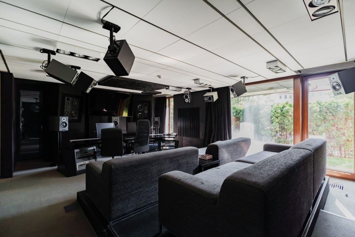 Mieszkanie 7 pokojowe na Sprzedaż