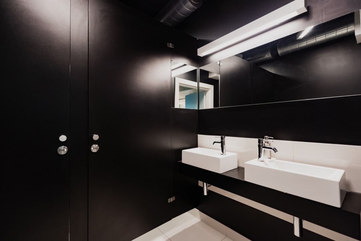 Mieszkanie 7 pokojowe na Sprzedaż